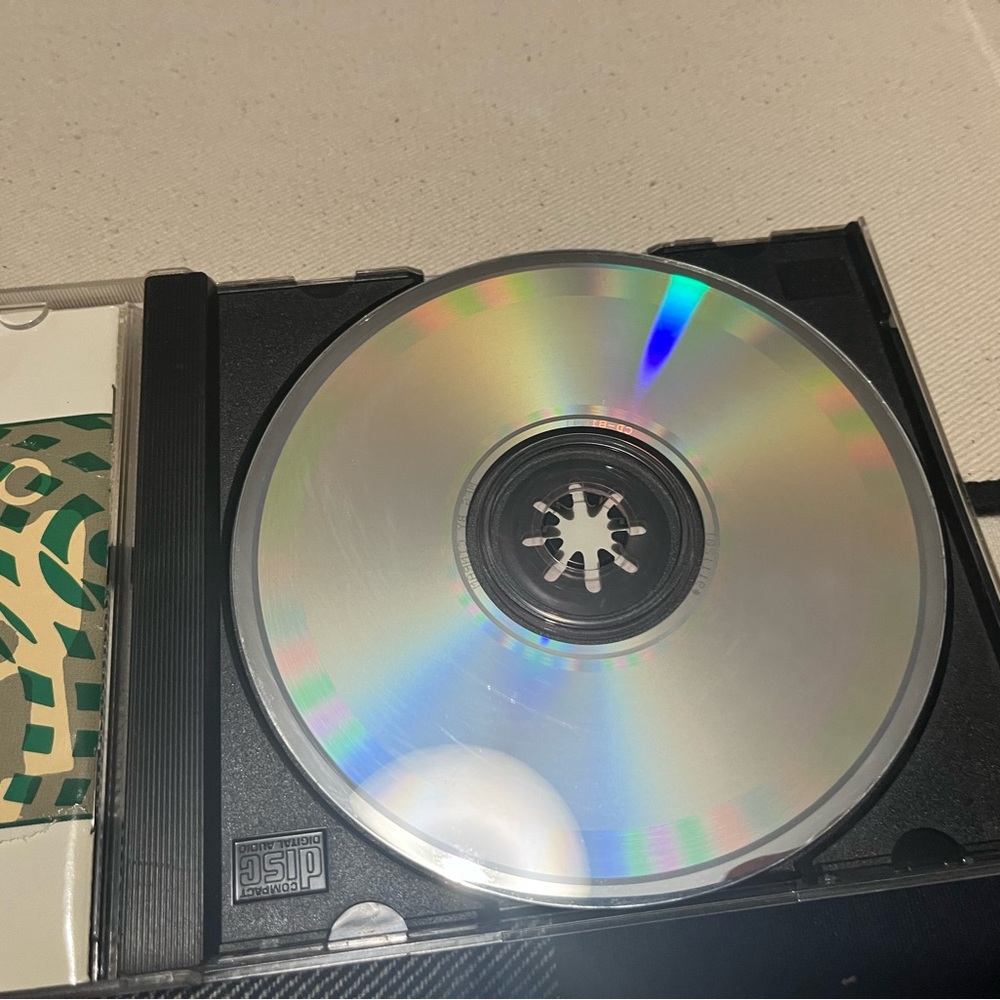Genesis Invisible Touch CD - Picture 3 of 4